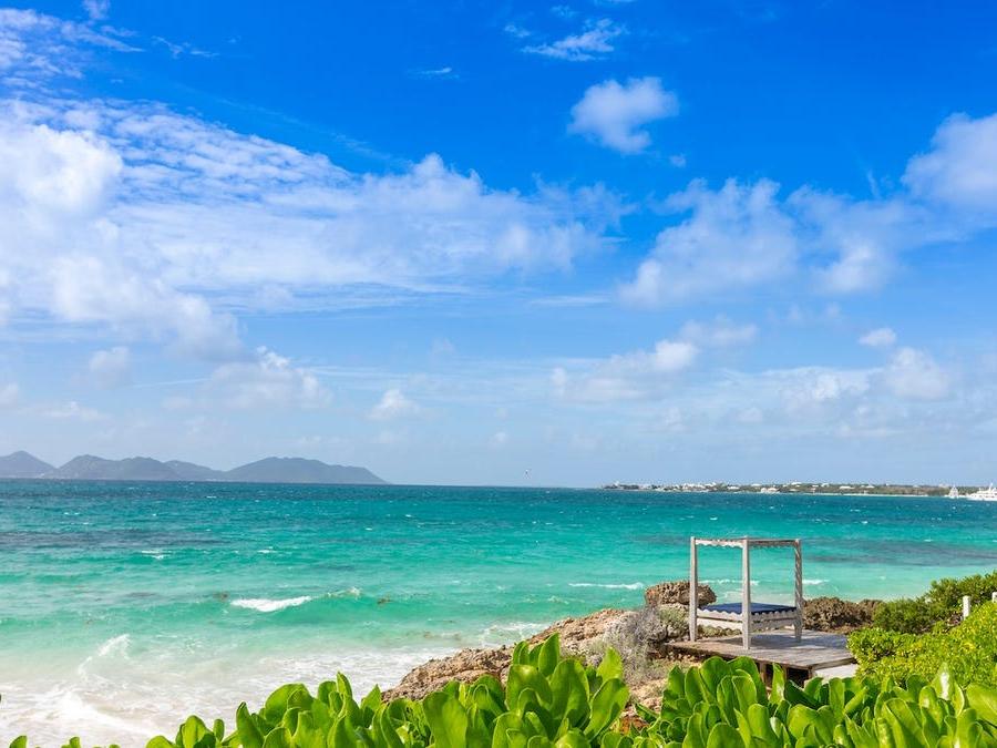 Ангилья   лучший остров на Карибах, уже 4 года подряд возглавляет рейтинг. Как он выглядит (фото)