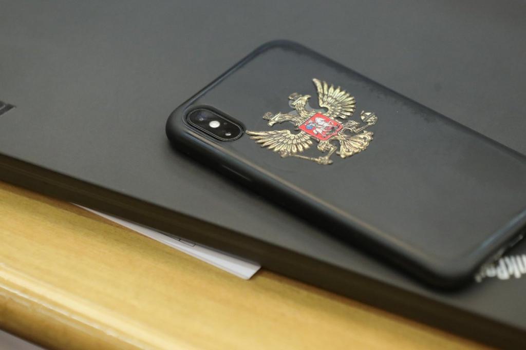Телефоны могут оказаться под запретом: производители электроники просят отложить установку на свою продукцию российского программного обеспечения