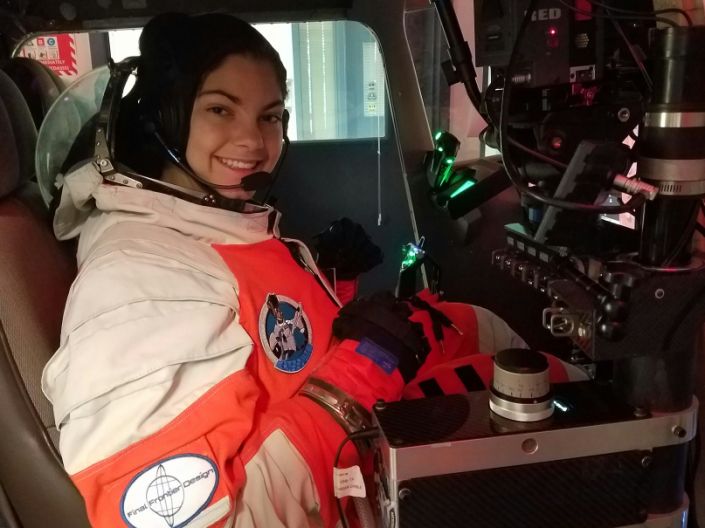 19 летняя Алисса   единственный человек, кто посетил все космические лагеря НАСА. Ее цель – полет на Марс