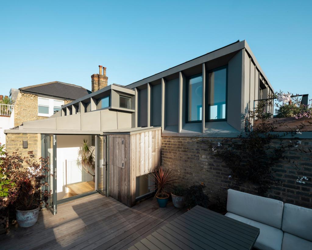 Пристройка к дому, которую построили архитекторы, стала лучшим проектом по благоустройству жилья в Лондоне в 2020 году