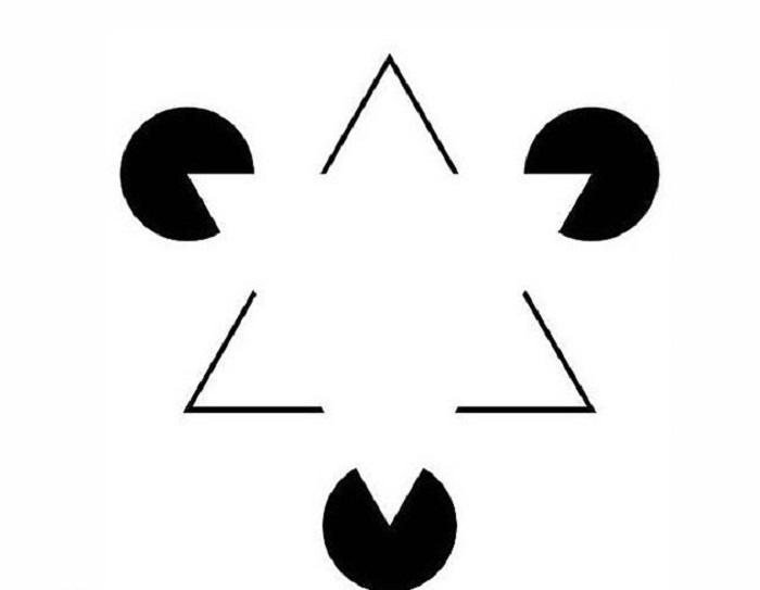 Необычная иллюзия: разглядеть все треугольники смогут только самые внимательные