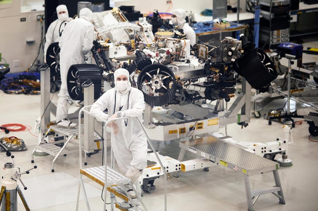 Инженер робототехник НАСА рассказал о функциях и задачах марсохода, готового к запуску