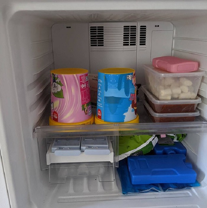 Мама показала, как хранить мороженное в морозилке: многие делают это неправильно