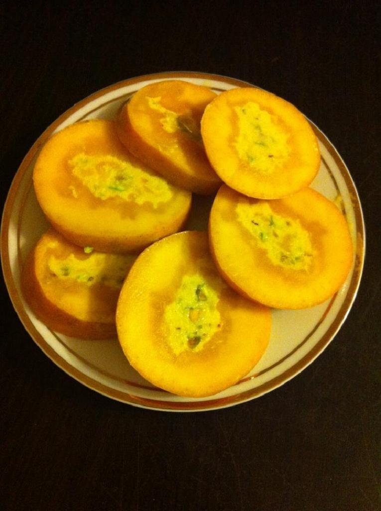 Сочное манго заполняю мороженым, а затем нарезаю: готовим 3 вида вкуснейшего домашнего десерта