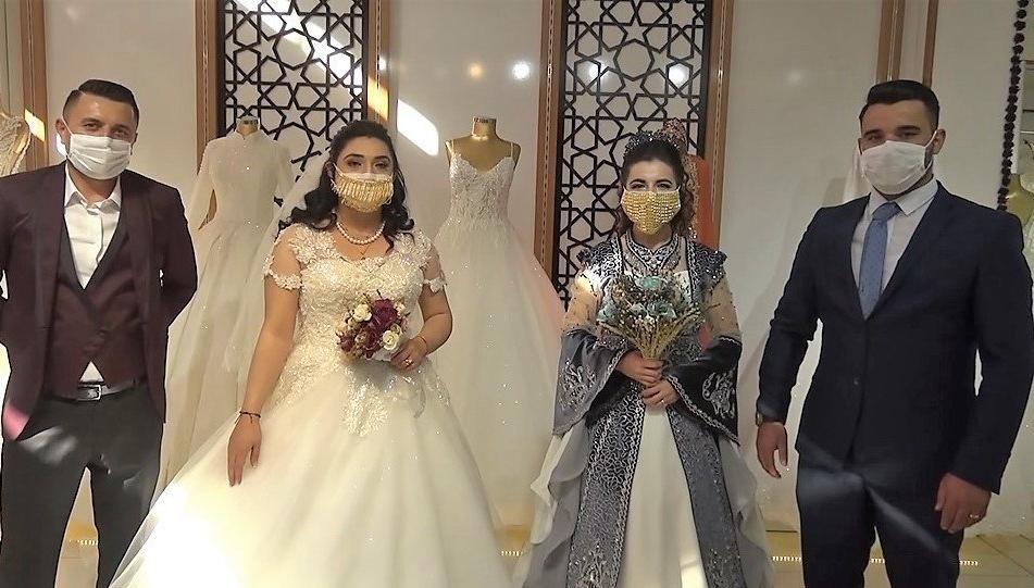 Турецкие невесты выходят замуж в масках за 10 000 $, они сделаны из чистого золота