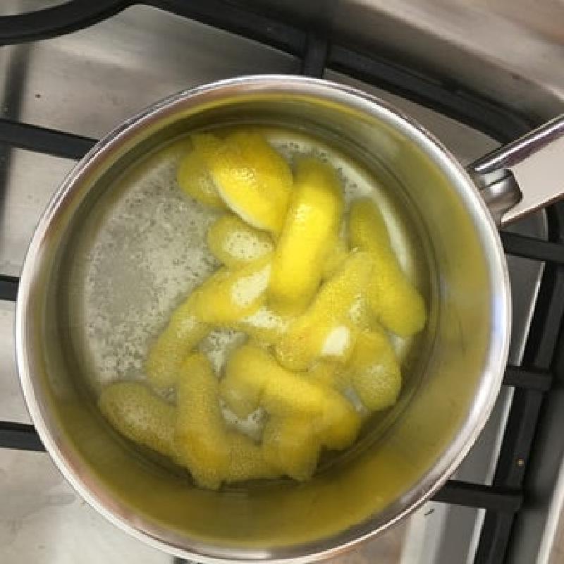 Необычное желе с сиропом из бузины, черники и лимона: радую гостей кисло-сладким лакомством