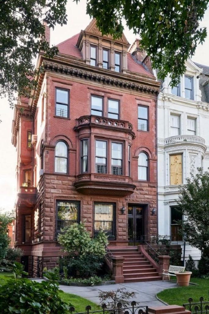 Минимум ярких красок: архитектурная студия превратила нью йоркский особняк 19 го века в изысканный дом