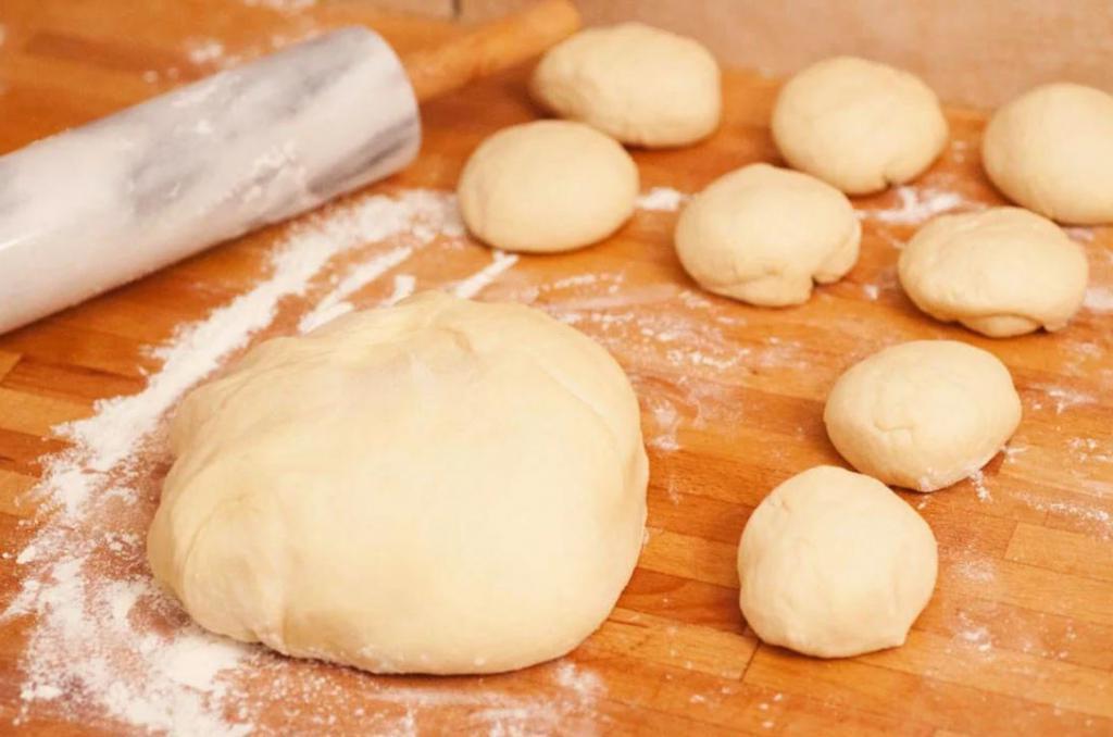 Если дома кончился хлеб, а идти за ним не хочется, быстро пеку пышные бездрожжевые хлебцы на сковороде