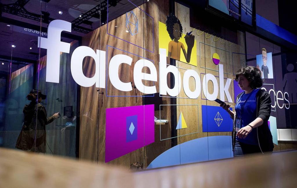 Неоплаченные налоги: социальная сеть Facebook выплатит Франции 120 миллионов евро