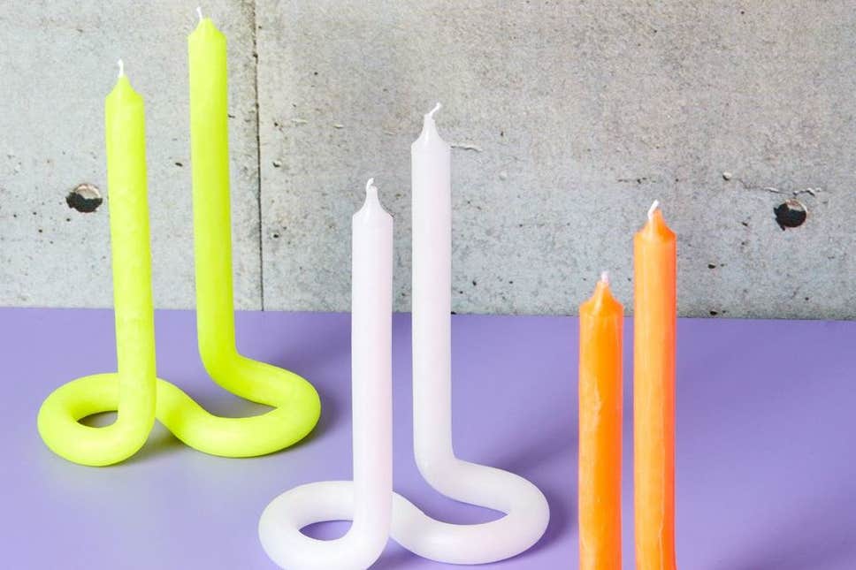 Зажигаем вместе: в Instagram появилась новая мода на красивые свечи (конусные, витые и не только)