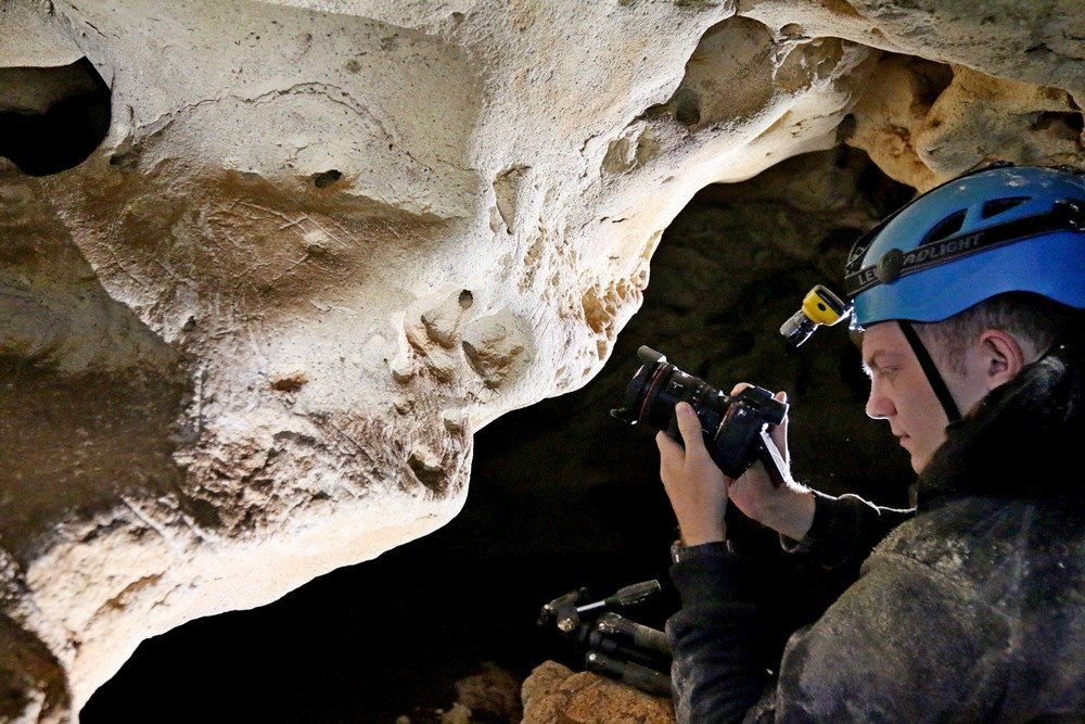 Пещера чудес: в Крыму вскрыли свод пещеры  Таврида , чтобы оборудовать ее для полноценного посещения туристов