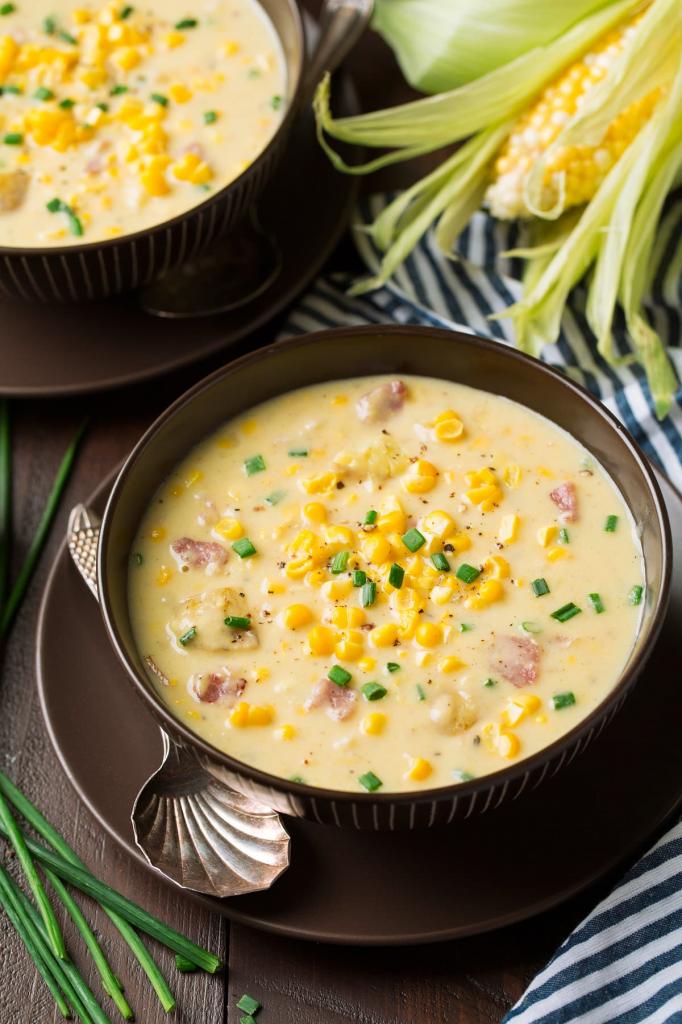 Лето не обходится без вкуснейшего кукурузного супа. Он густой и насыщенный, а дети его просто обожают