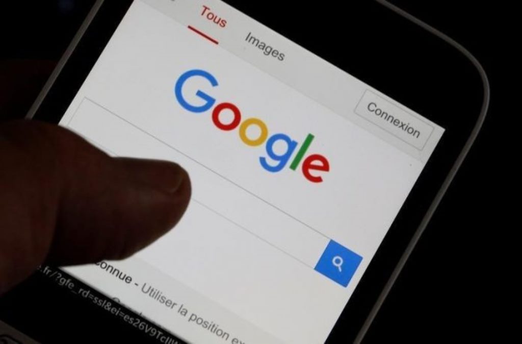 Гибче надо быть, гибче: Google выпустит на рынок новинку - смартфон с гибким экраном