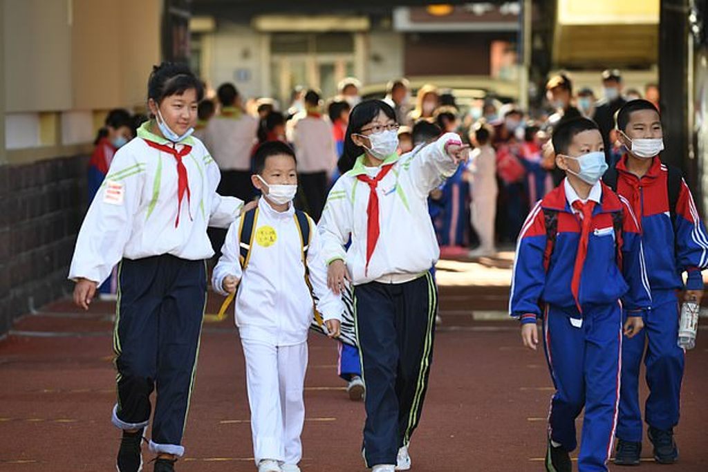 Через 16 дней после выздоровления 12-летний мальчик из Китая снова заразился коронавирусом
