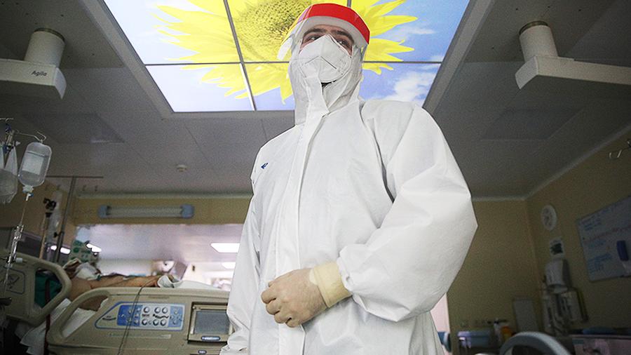 Сражение с COVID 19: в штаб квартире ООН открылась фотовыставка, посвященная героизму российских врачей во время пандемии