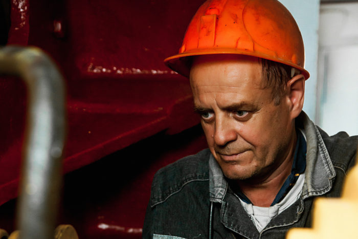  Люди   соль Земли : удивительный фотопроект компании  Руссоль  к Дню шахтера (фото)