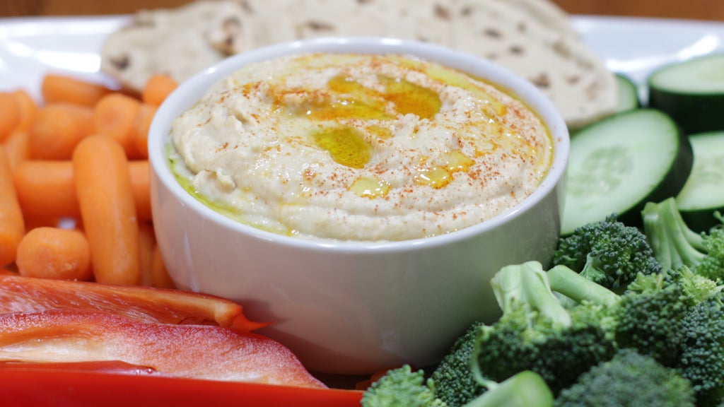 Популярный на востоке хумус в домашних условиях: идеальный соус для сырых овощей или запеченного картофеля