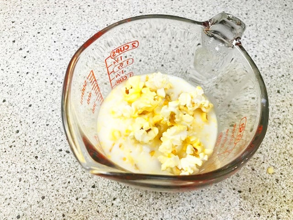 Замороженный йогурт с попкорном: простой рецепт оригинальной закуски