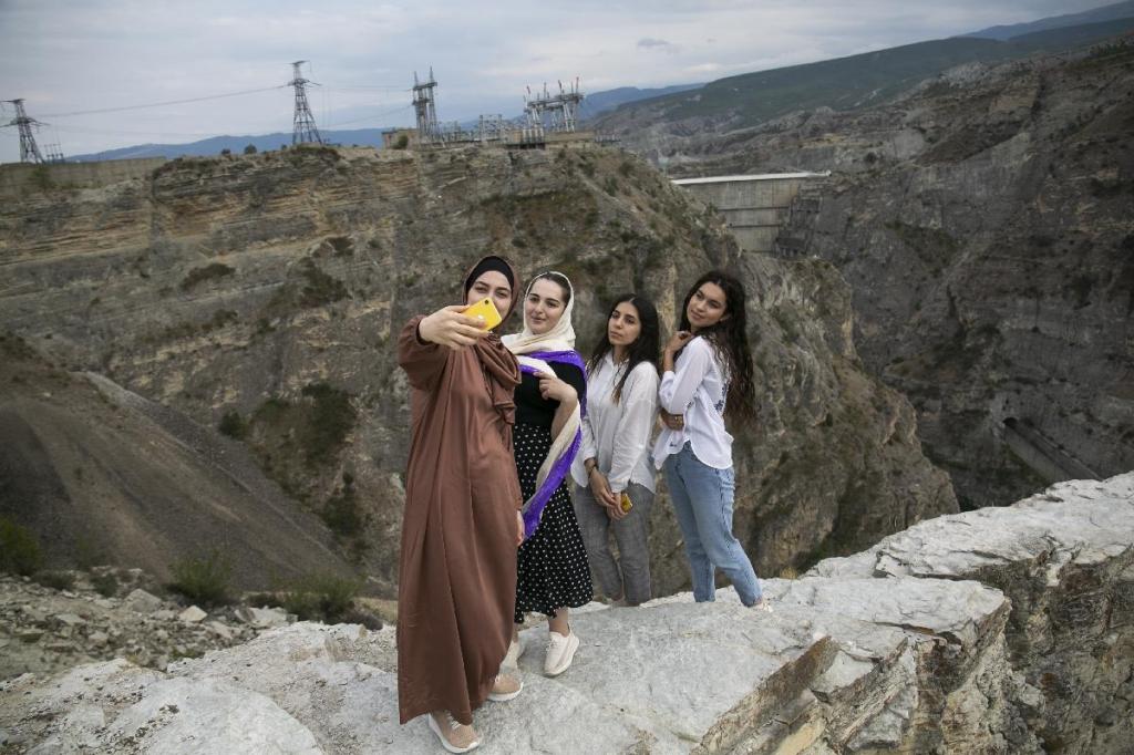 Только для женщин: дагестанка Кавсарат Билялова создала необычный туристический бизнес