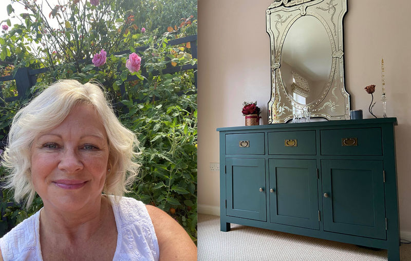 Вместо того чтобы покупать новую мебель, женщина решила перекрасить старую: обновленные тумба и комод замечательно сочетаются с модным диваном (фото до и после)