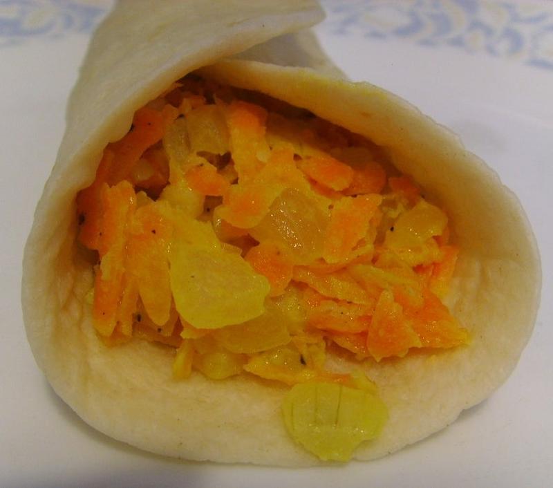 Вегетарианский рецепт сытного буррито: в качестве начинки использую морковь, фасоль и сливочный сыр