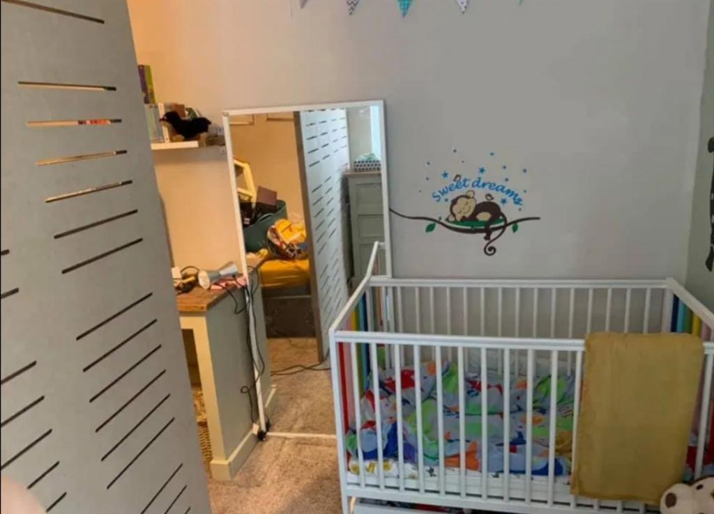 Мама придумала, как разделить детскую комнату: теперь сын и дочка имеют свое личное пространство