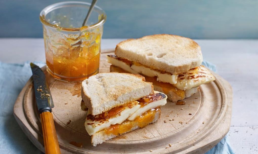 Яйца, колбаски, рыбные палочки, свинина: лучшие в мире сэндвичи от успешных кулинарных авторов