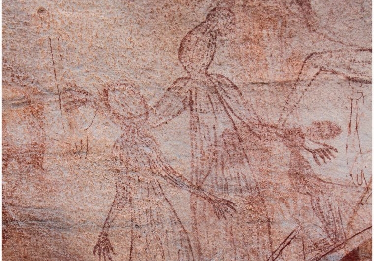  Окно в прошлое : австралийские ученые обнаружили наскальные рисунки возрастом около 10 000 лет (фото)