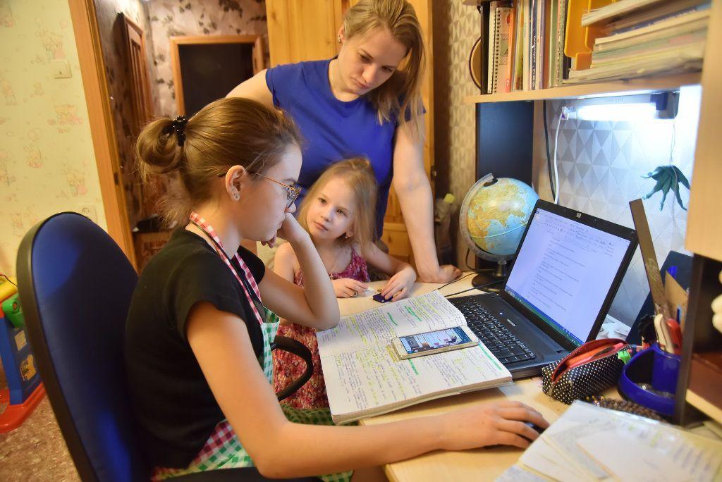 Все из-за компьютеров: в России дистанционные уроки будут длиться 20 минут