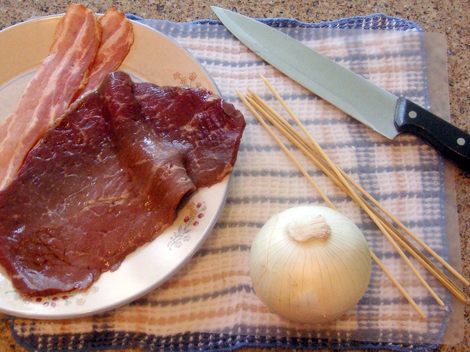Мясные рулетики с начинкой из лука или бекона с помидорами: готовлю их, когда вся семья собирается на барбекю