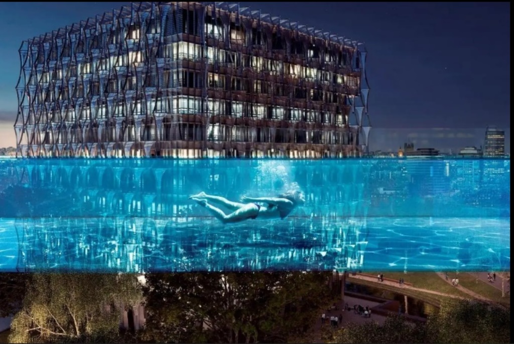 Установлен первый в мире Sky Pool: 25 метровый бассейн подвесили между крышами роскошных небоскребов в Лондоне