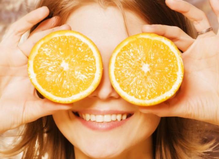 Появились «неприятности» на лице? Выручат апельсиновые маски: избавят от угрей и регенерируют кожу