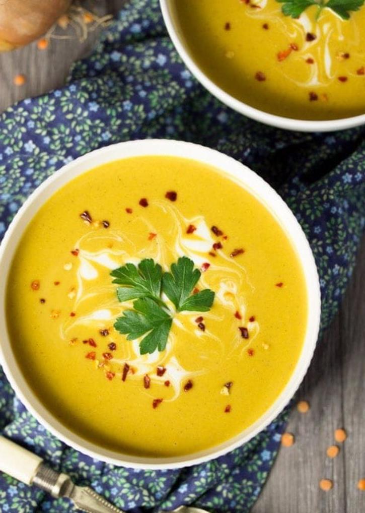 Кокосово чечевичный суп с ароматом тмина и чеснока: когда хочется чего то легкого на обед