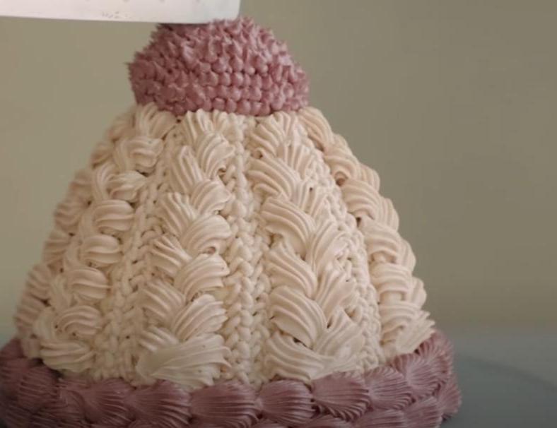 Торт  Зимняя шапка  с мягким сливочным кремом согреет в холодные деньки