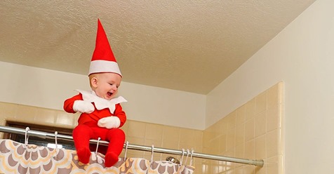 Милая рождественская фотосессия малыша, похожего на эльфа, покорила пользователей Сети