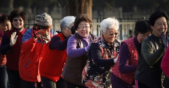 Пенсионная реформа в Китае: женщины будут уходить на пенсию в 50 лет, а в отдельных случаях — в 45!