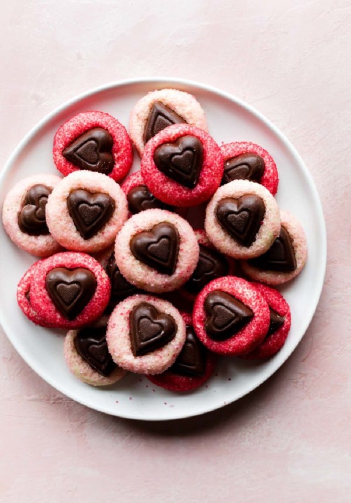 На 14 февраля обязательно сделаю печенье с шоколадными сердцами: такое даже в подарки кладу