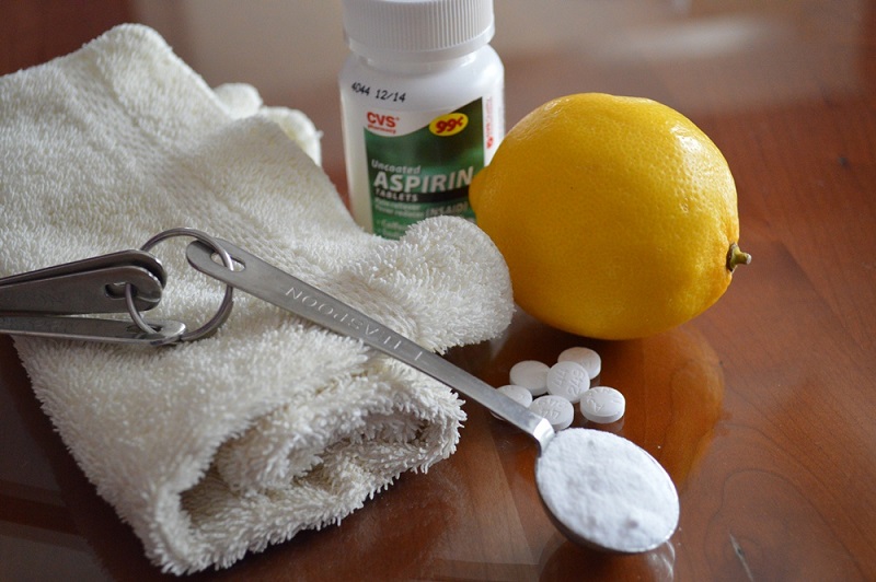 Эффективно и дешево: как сделать отбеливающую маску пилинг на основе аспирина