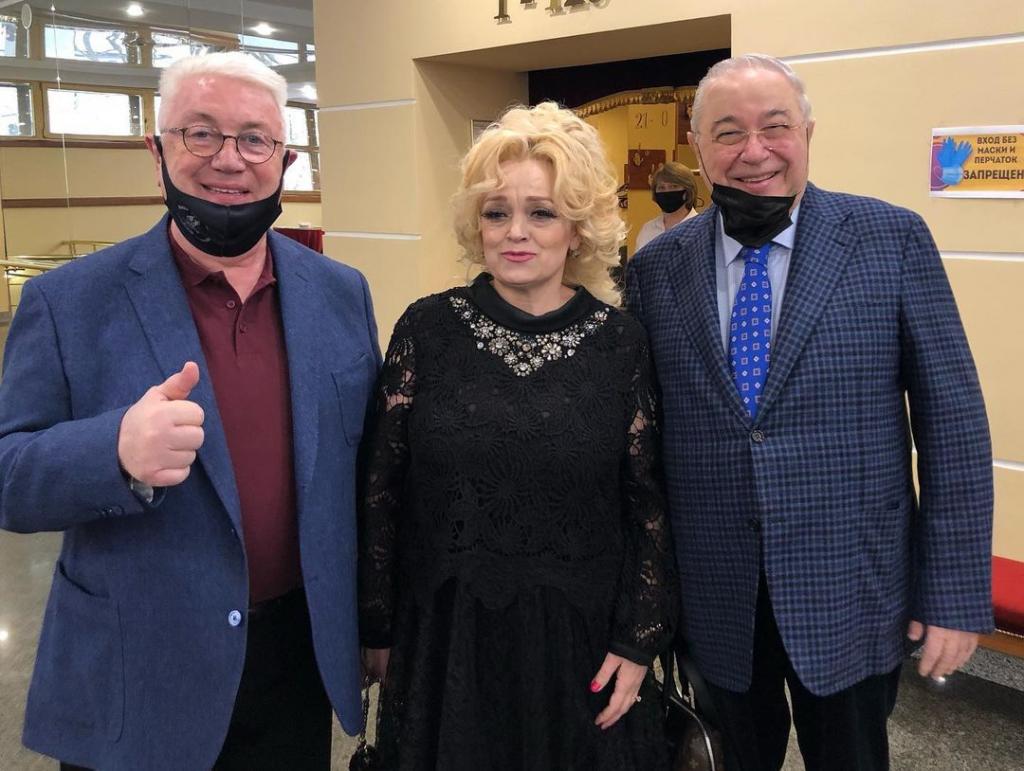Наконец-то перемирие? Кадышева и Бабкина появились на совместном фото после скандала 
