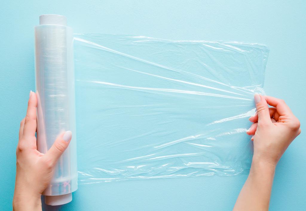 Удобный способ для хранения банок: стекло чистое и не бьется