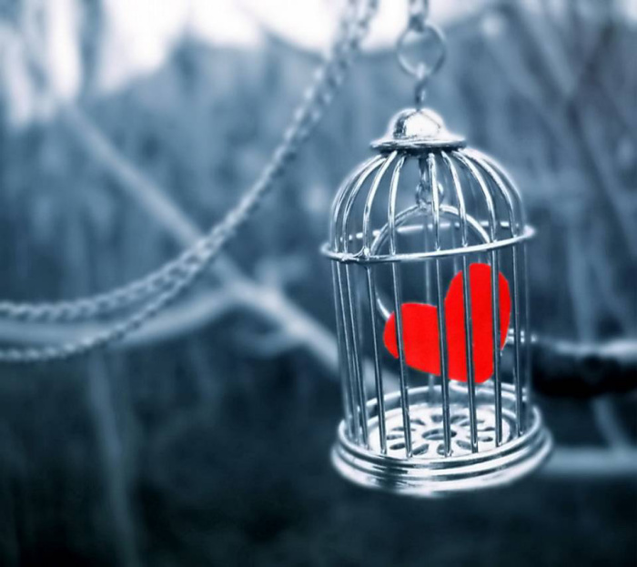 Иногда личная жизнь не складывается из за того, что наше сердце закрыто для любви: 5 признаков этого