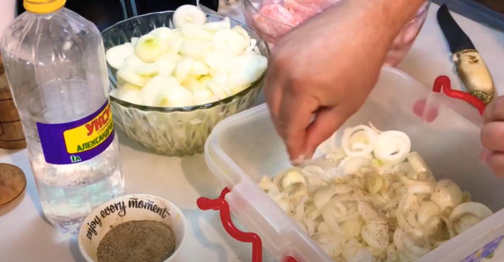 Как на самом деле готовили шашлык в СССР: беспроигрышный рецепт мягкого мяса - вкус из детства