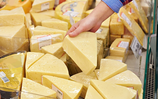 Учимся различать сыр и сырный продукт