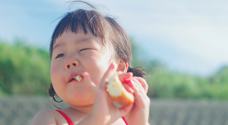 Регрессоры, любители молока и безвкусной еды: шесть типов привередливых в еде детей и способы исправить положение