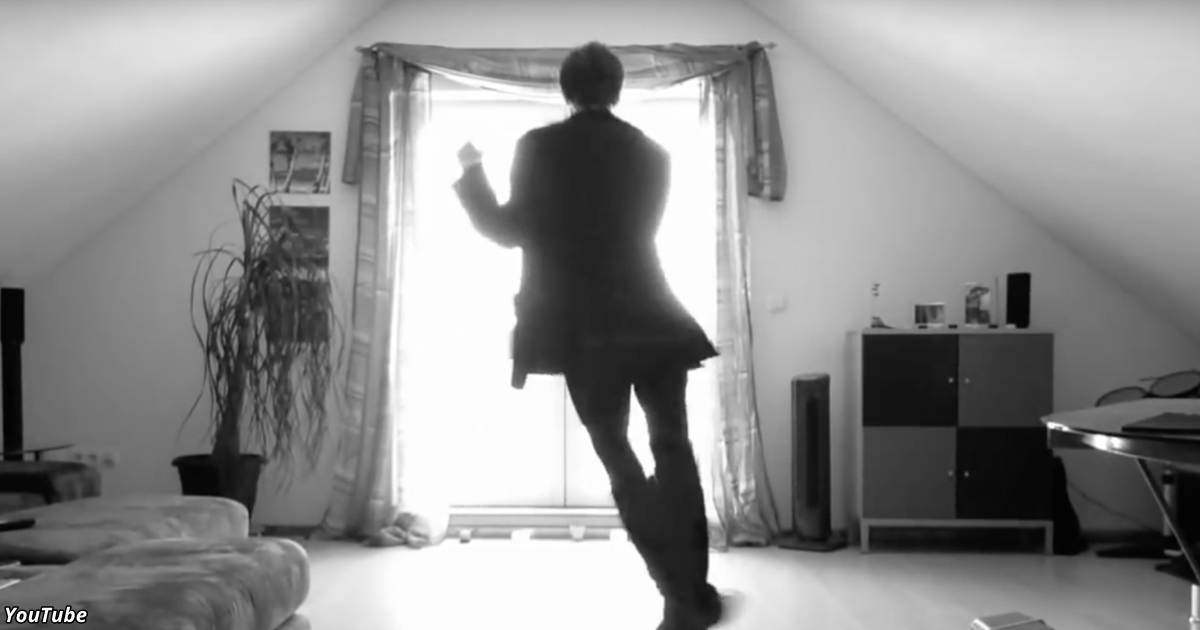 Я записал на видео, как танцую в спальне - и его посмотрели 25 млн человек! 