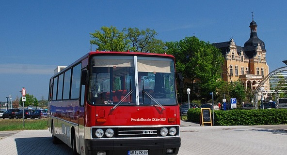 Автобус  Икарус 256 : описание салона, панель приборов и технические характеристики