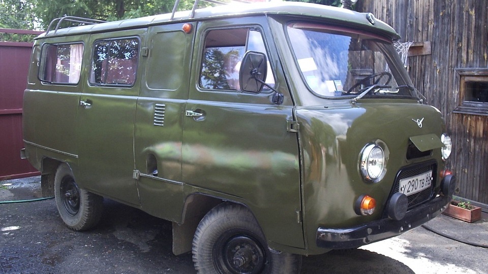 Автомобиль УАЗ 452 ( Буханка ): фото и описание, технические характеристики, размеры