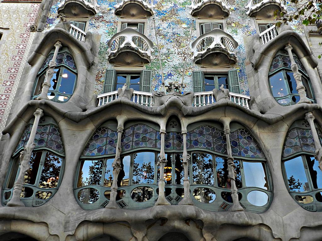 Дом Бальо, Барселона: фото и описание, история, лучшие советы перед посещением